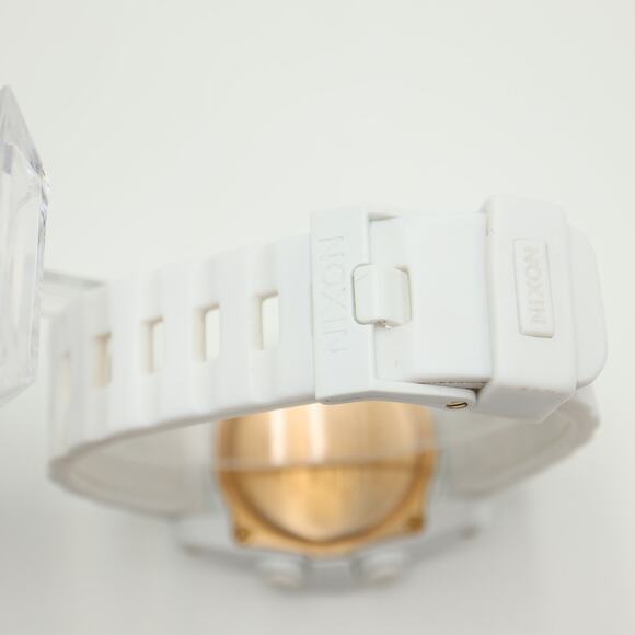 Nixon That's What She Said Unit 40 White Mens Digital 44mm Watch w New Battery - Picture 12 of 15